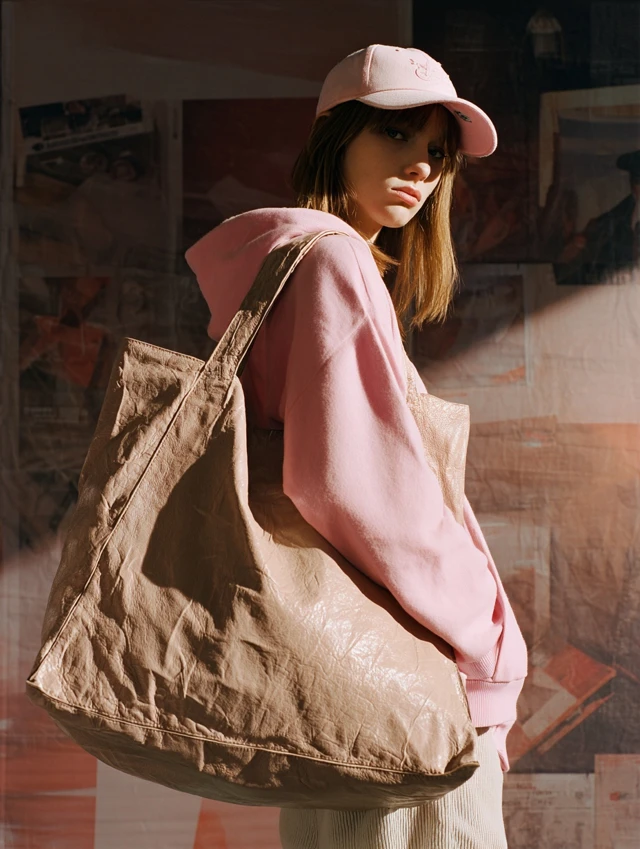 Korean Style Oversized Leather Bag Fashion Photo