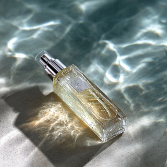 Elegant Body Spray Photography Fresh and Clean