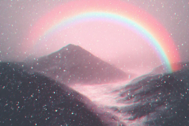 Vintage Rainbow Lens Flare Dust Overlay Effect