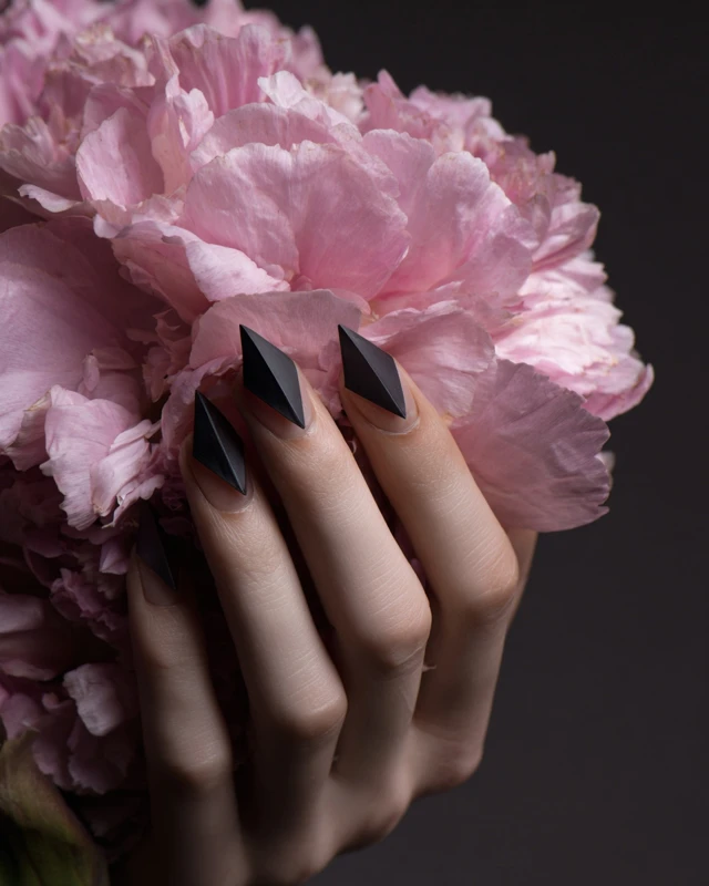 Elegant Manicure with Floral Juxtaposition