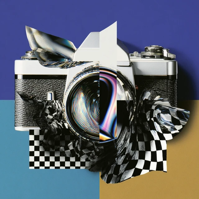 Camera Photomontage in Lichtenstein Style