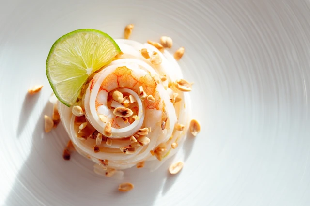Delicious Pad Thai Noodles with Shrimp Peanuts and Lime