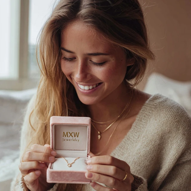 Woman Opens Necklace Box MXW Jewellery 4K Photo