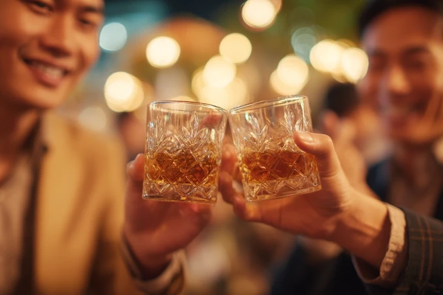 Cheers Toasting Whiskey Glasses Celebration