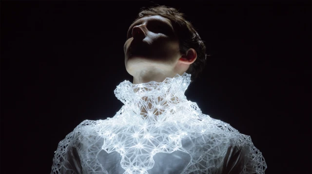 Avant-Garde Fashion 3D Printed Couture Glowing