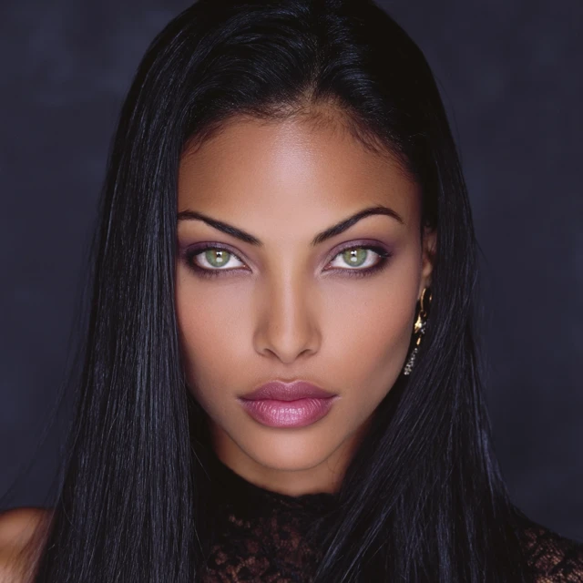 90s Supermodel African American Green Eyes Beautiful Woman
